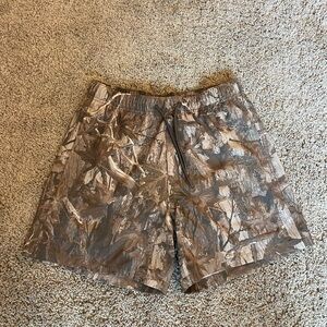 Hollister Camo Swimtrunks/Shorts: 5 inch